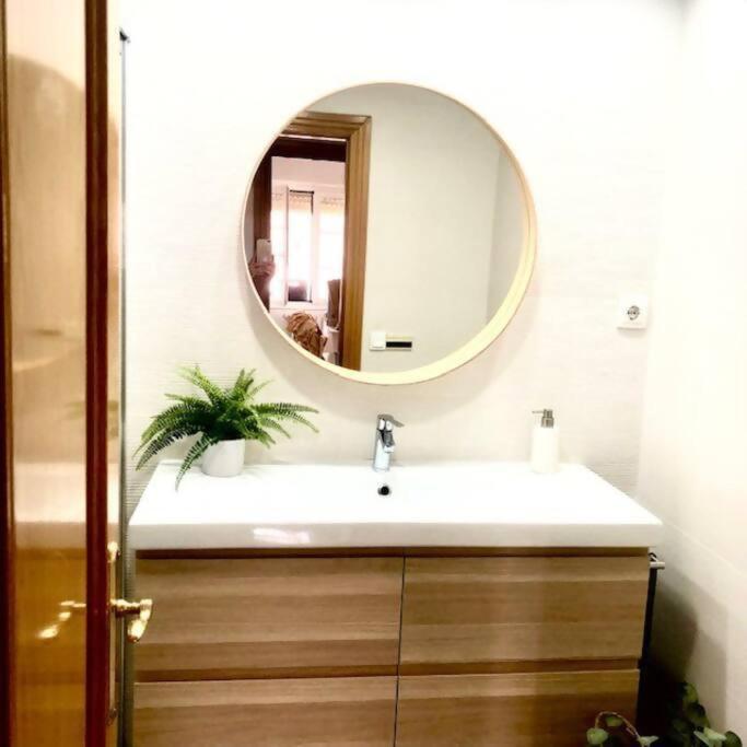Nuevo Con Piscina A 2 Minutos Estacion Tren Ave Apartman Zaragoza Kültér fotó